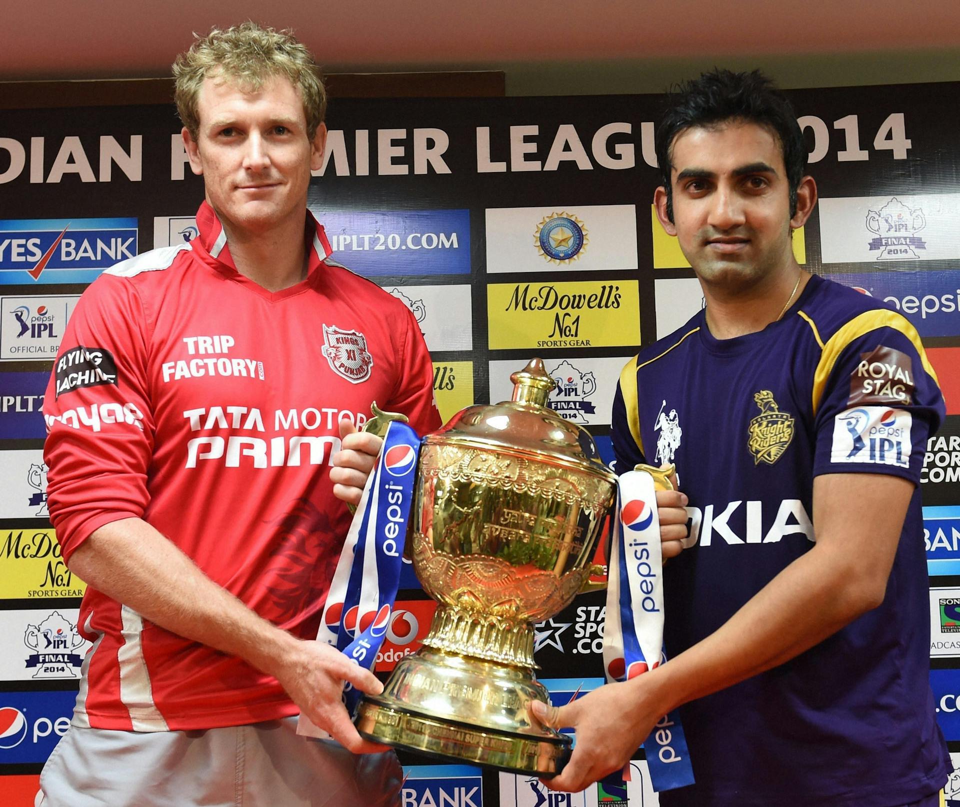 George Bailey and Gautam Gambhir with 2024 IPL Trophy.jpeg