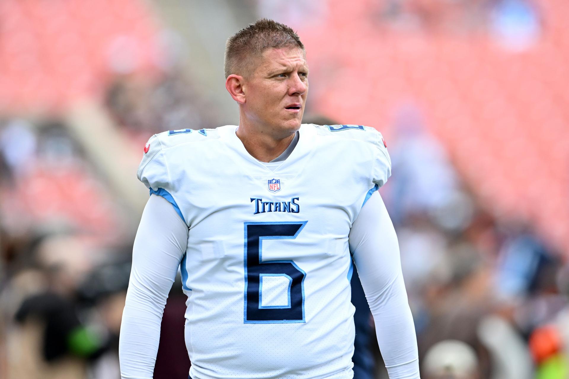 Nick Folk #6 of the Tennessee Titans 