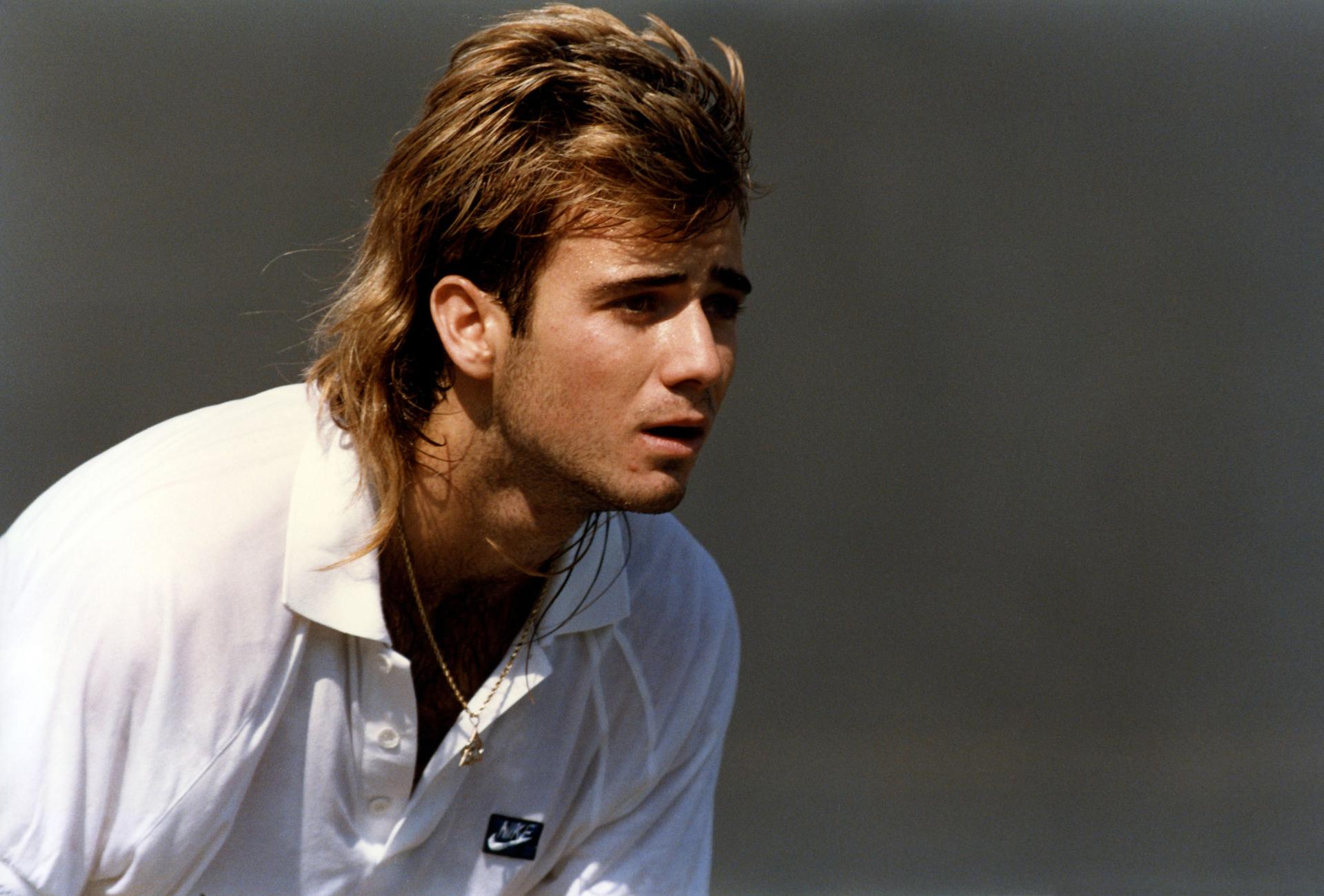 Andre Agassi readies during the 1988 