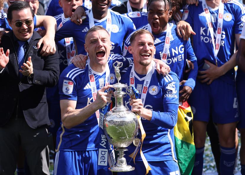 Jamie Vardy and Marc Albrighton of Leicester City