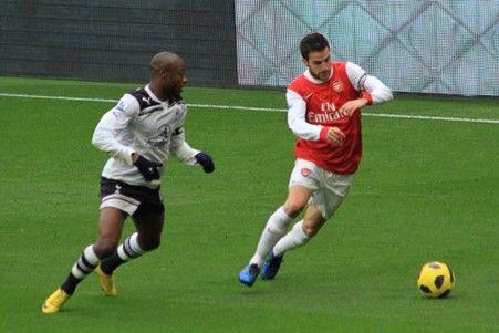 William Gallas playing for Tottenham Hotspur against Arsenal 