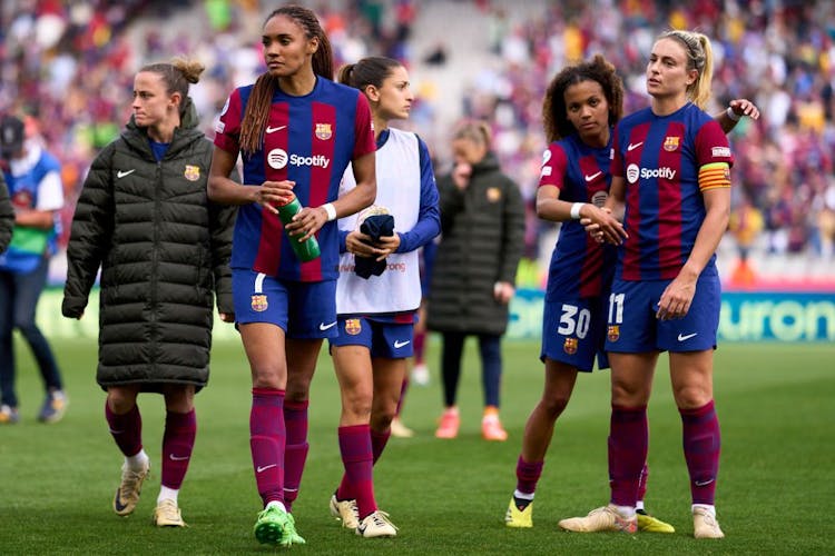 Barcelona Women's team with Salma Paralluelo, Vicky Lopez, and Alexia Putellas