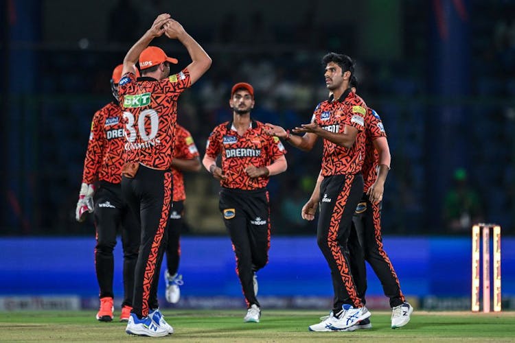 Sunrisers Hyderabad's Washington Sundar (R) celebrates with teammates