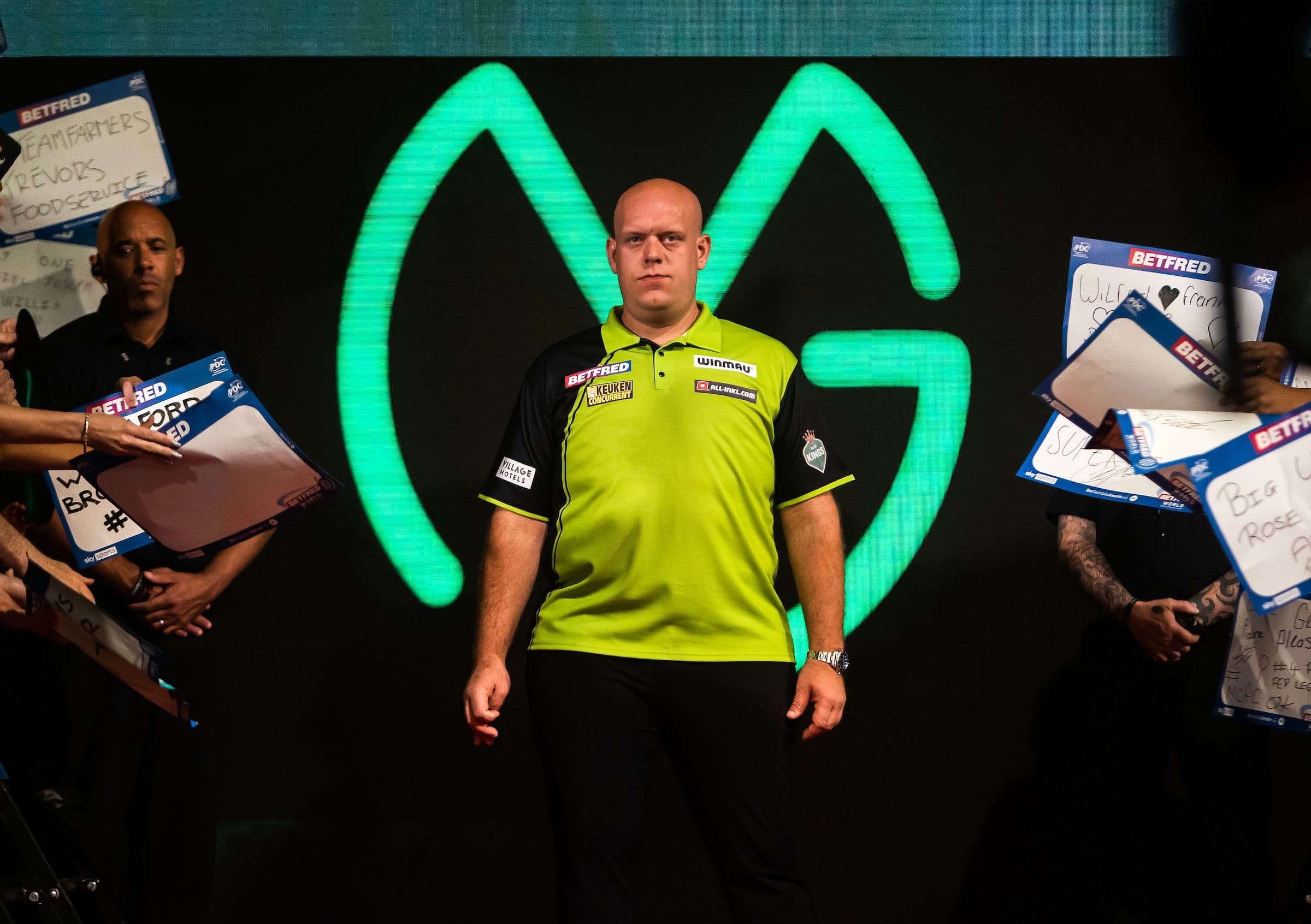 2024 World Matchplay: Michael van Gerwen Upsets Tournament Favourite Luke Littler