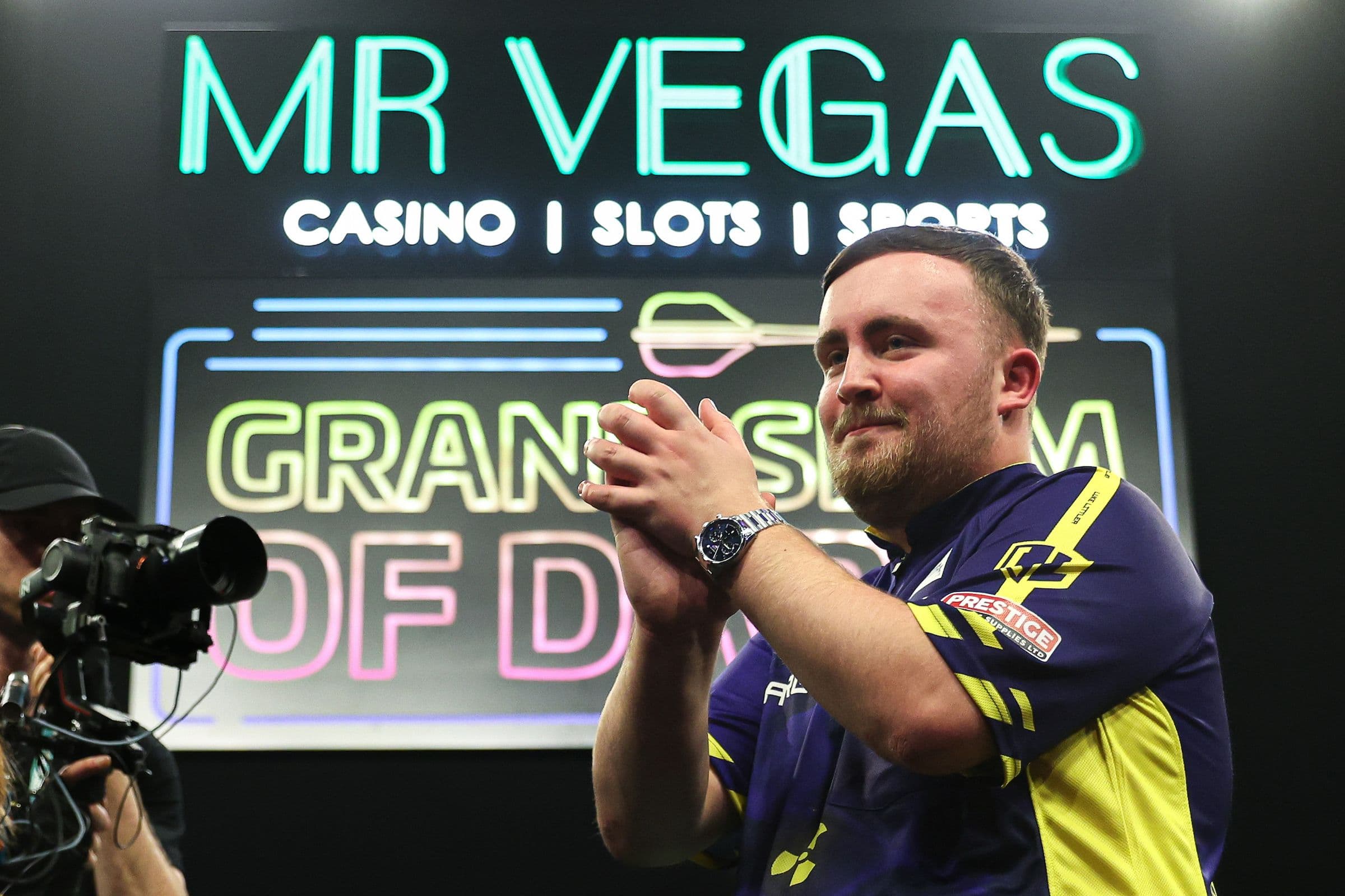 2024 Grand Slam of Darts: Luke Littler Brushes Off Pressure Ahead of Semis 