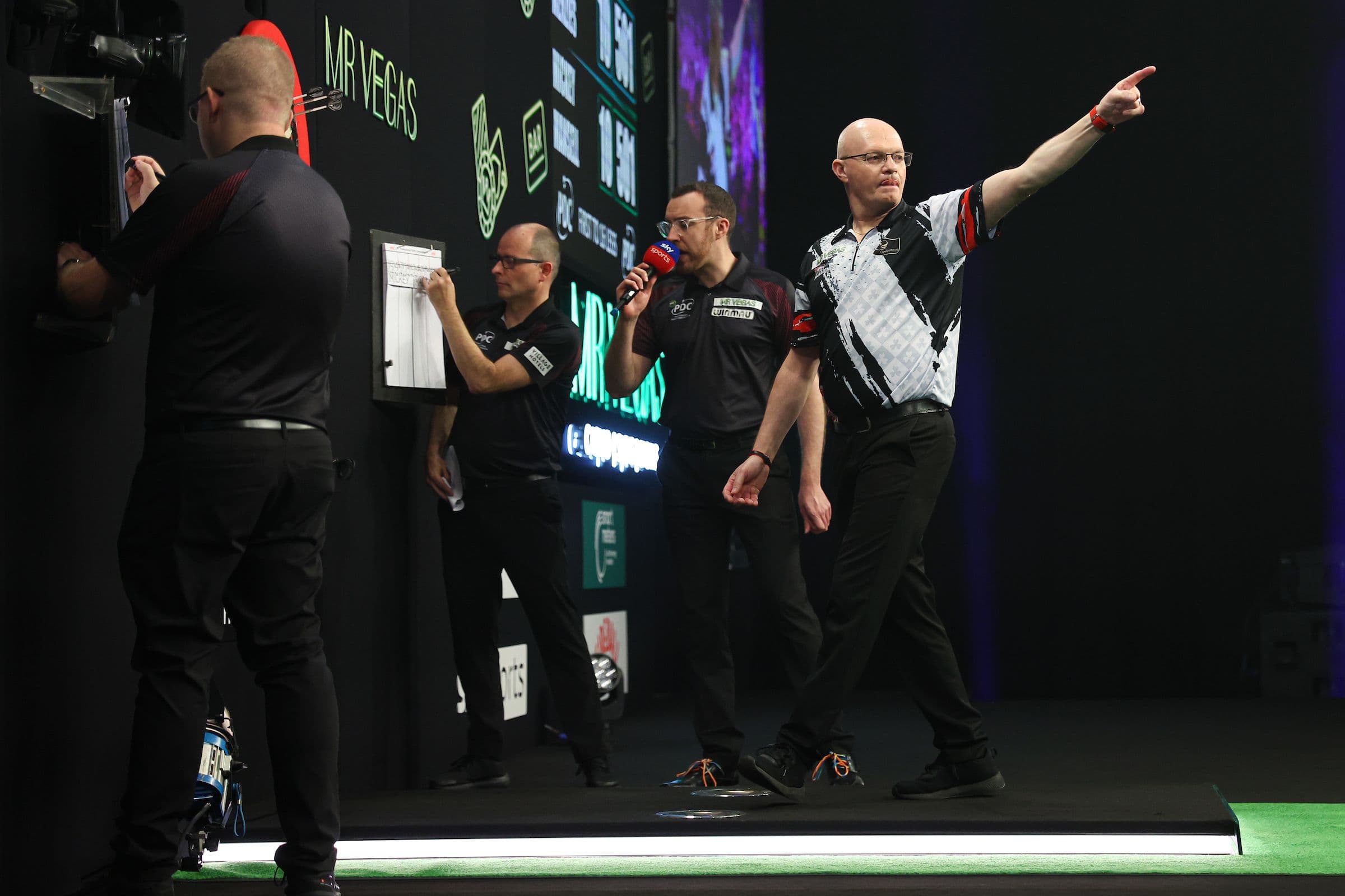 2024 Grand Slam of Darts: Mickey Mansell Reaches His First Ever Major Semi-final 