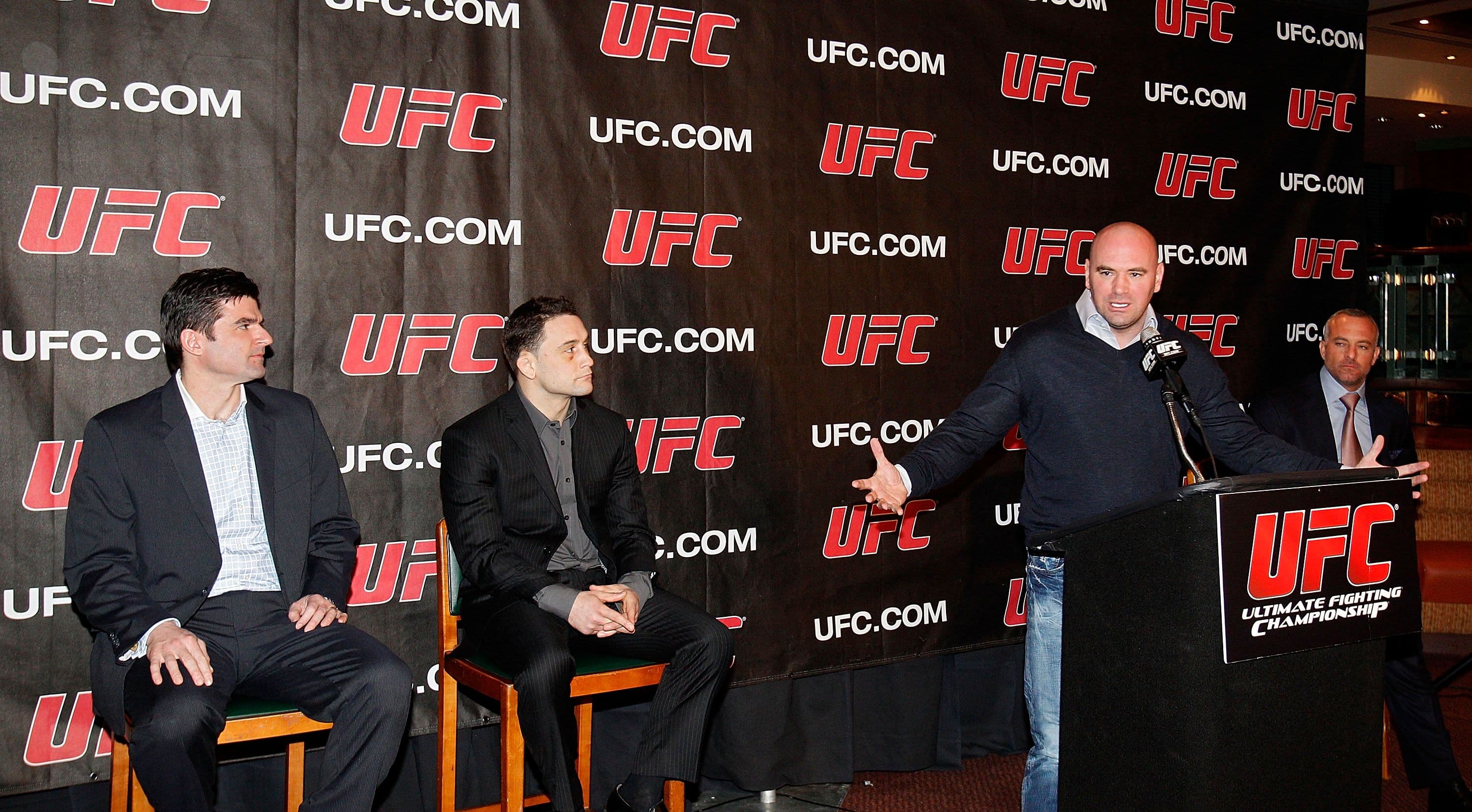 Scott O'Neil, Frankie Edgar, Dana White and Lorenzo Fertitta 