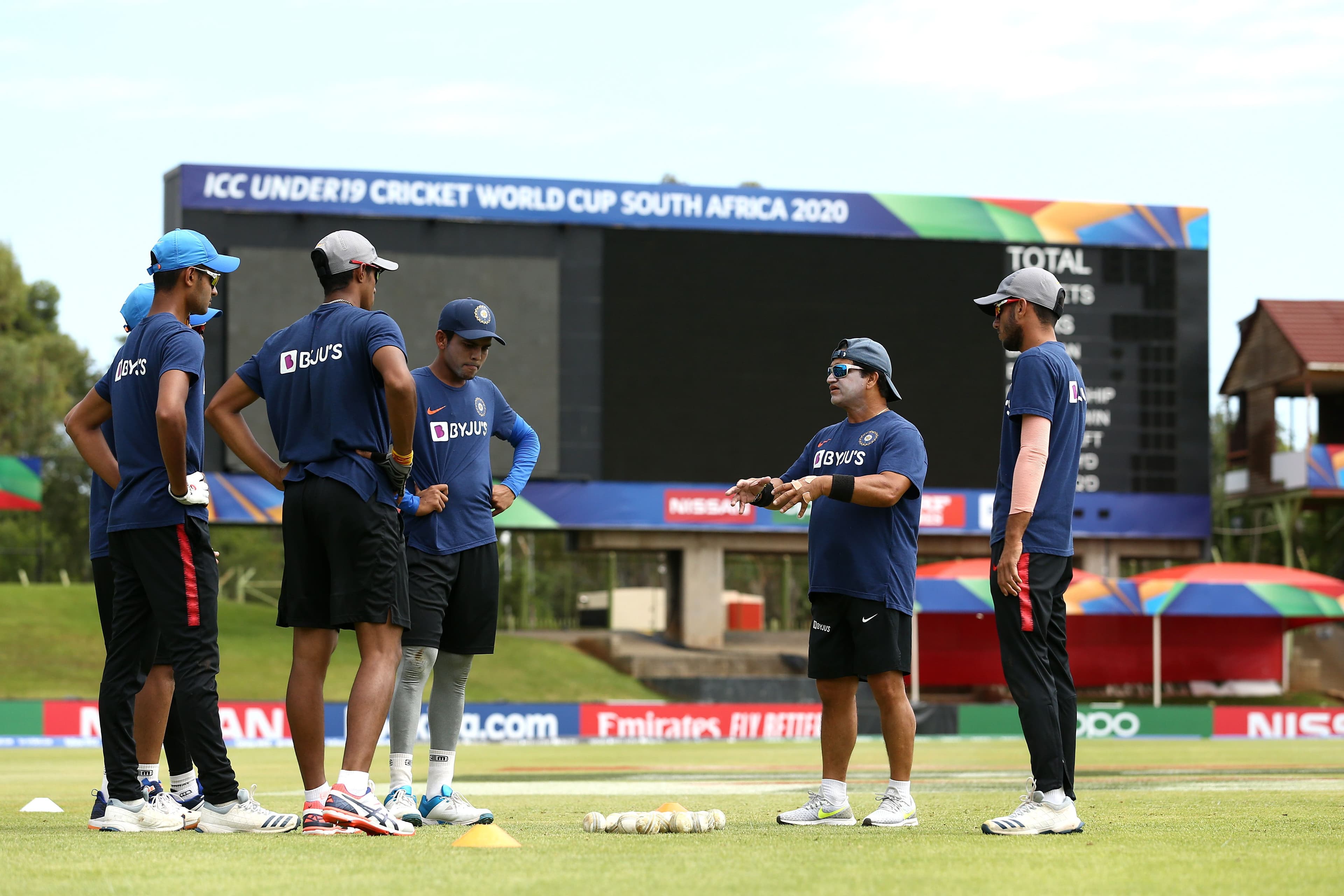 ndia fielding coach Abhay Sharma chats to players