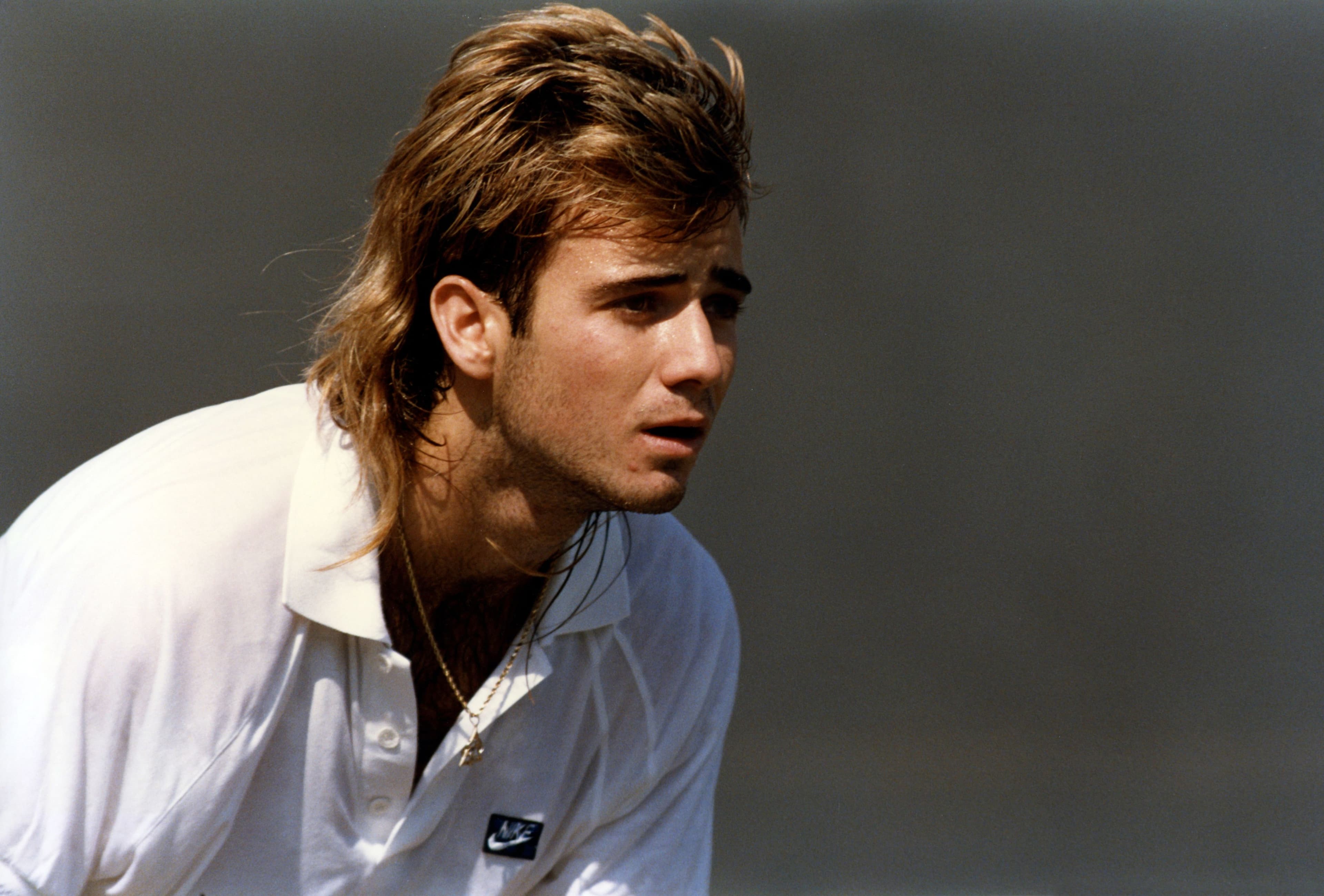 Andre Agassi readies during the 1988 