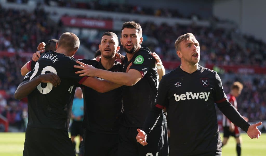 Bowen celebrating with West Ham