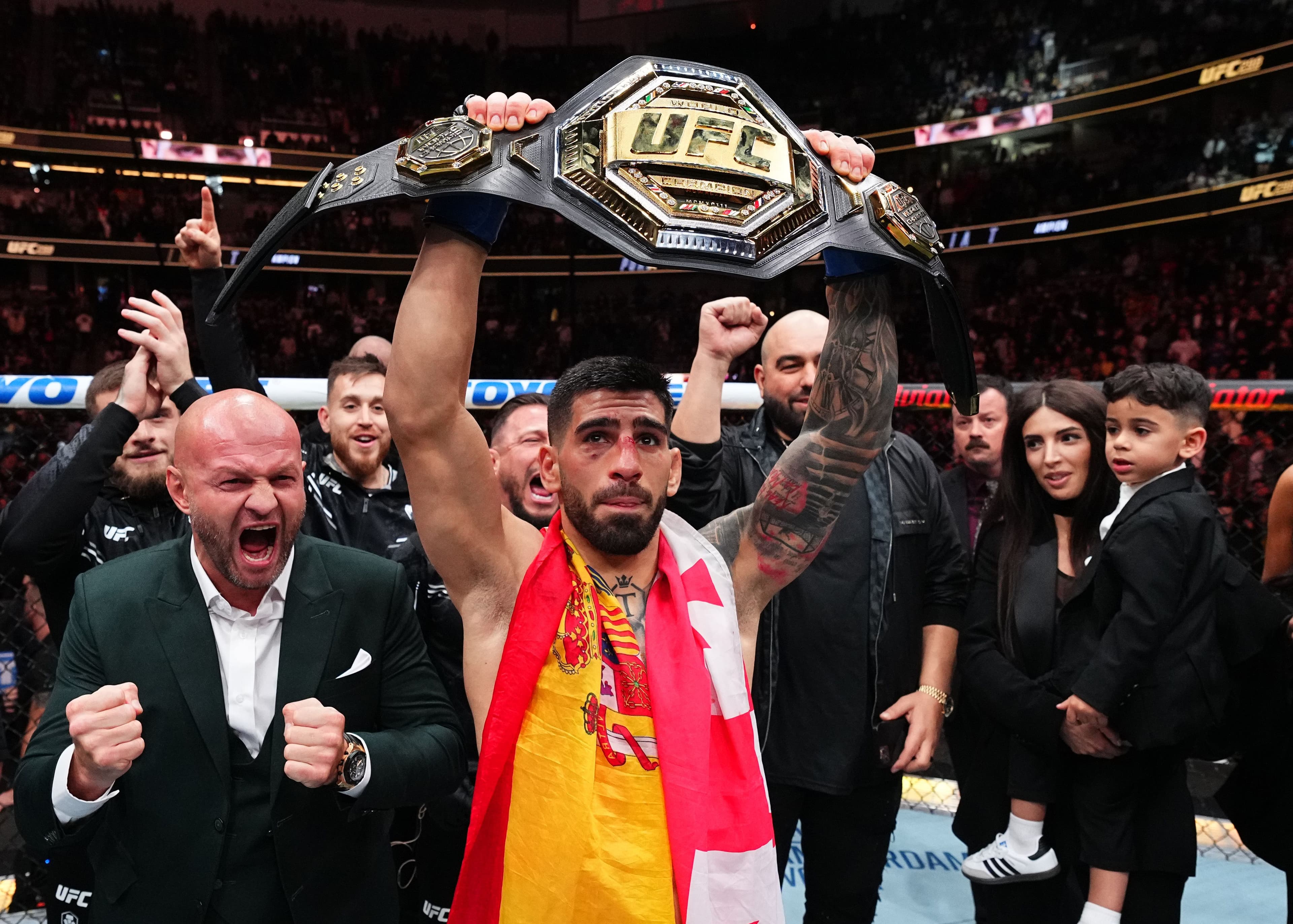 Ilia Topuria of Germany celebrates after his knockout victory