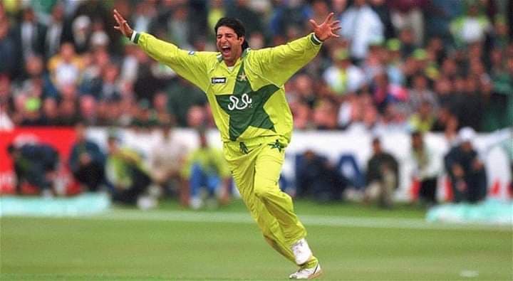 Wasim Akram ODI Bowling.jpeg