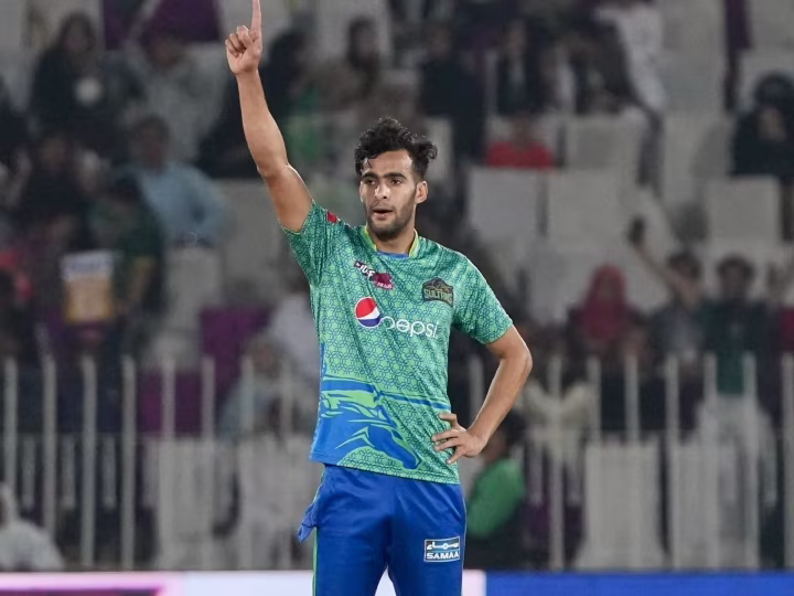 Abbas Afridi Multan Sultans Bowling in PSL.jpg