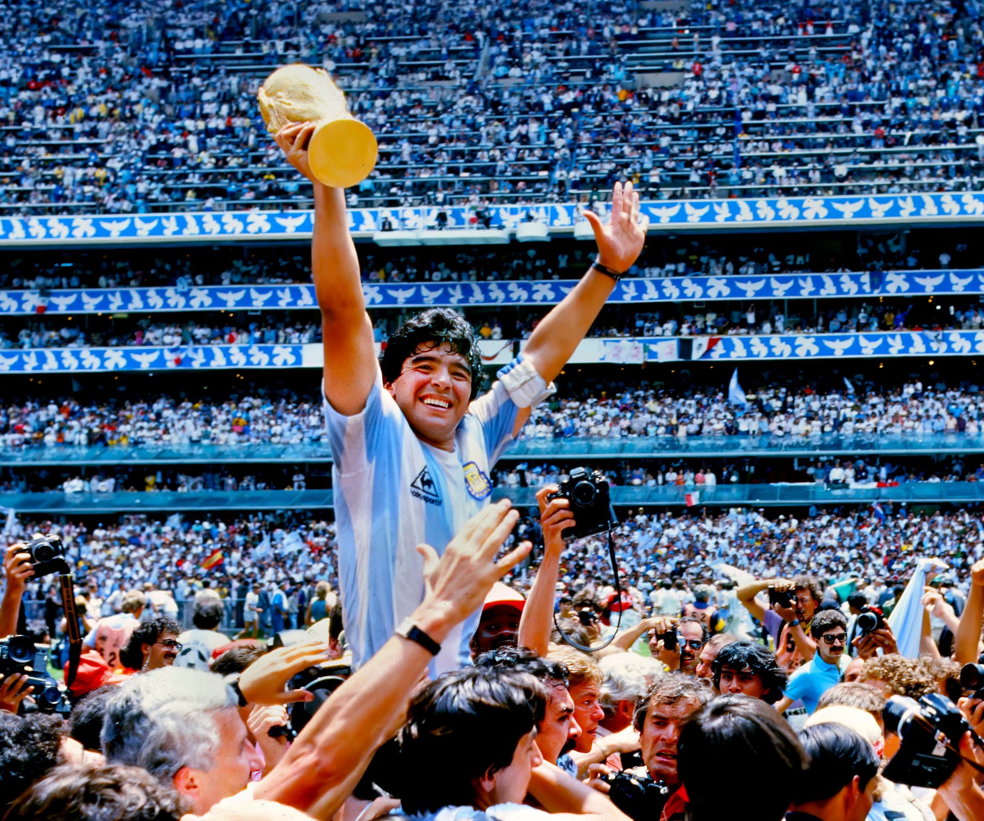 Diego Maradona 1986.jpg