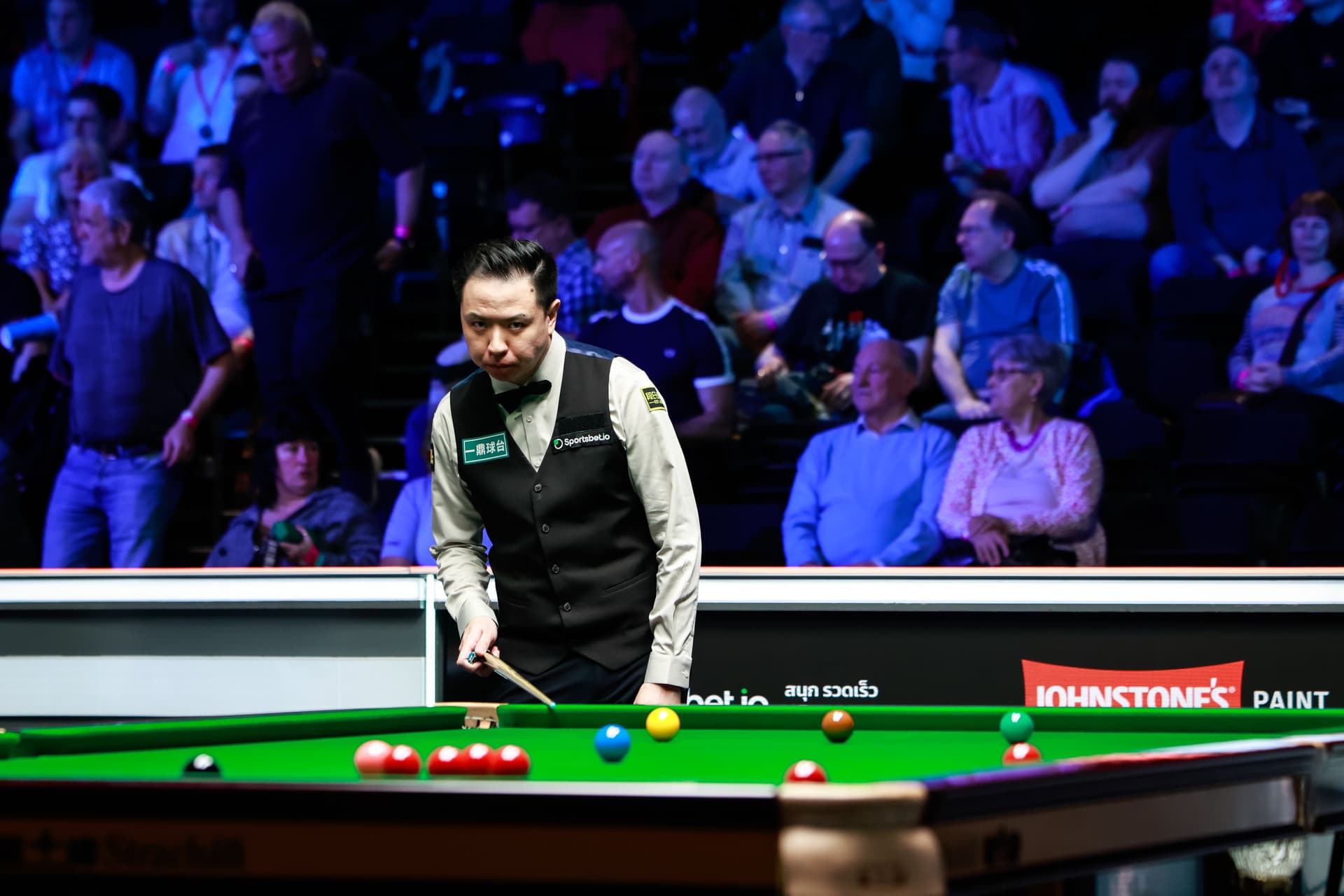Exclusive: Breakthrough Star Xiao Guodong Credits Wife and Family for Career Resurgence