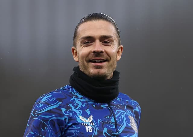 Aston Villa v Everton - Premier League